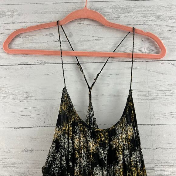 Free People Tiered Ruffle Dark Floral Tank Top Size M - Picture 5 of 9